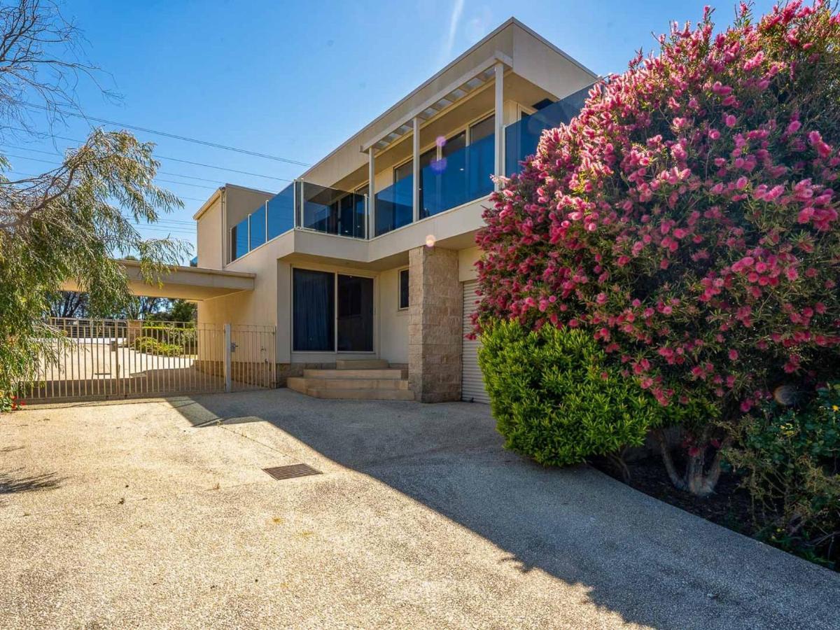 Ocean View Holiday home